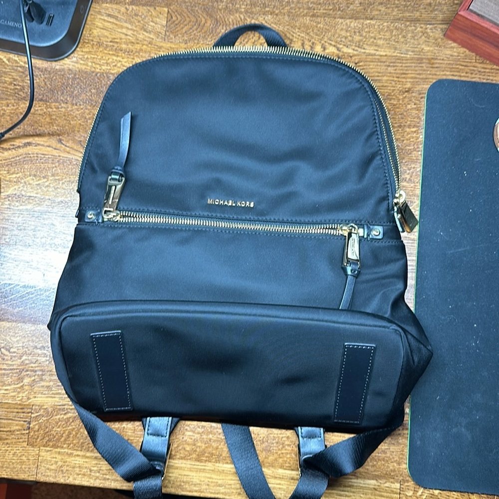 NWT Michael Kors Backpack - Polly - Picture 2 of 7